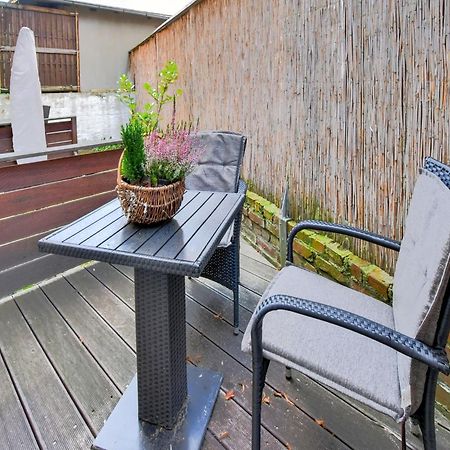 Modern Apartment In Wismar With Private Terrace ภายนอก รูปภาพ