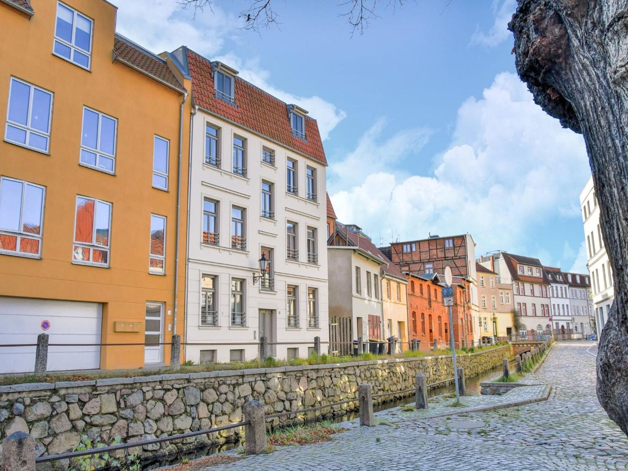 Modern Apartment In Wismar With Private Terrace ภายนอก รูปภาพ