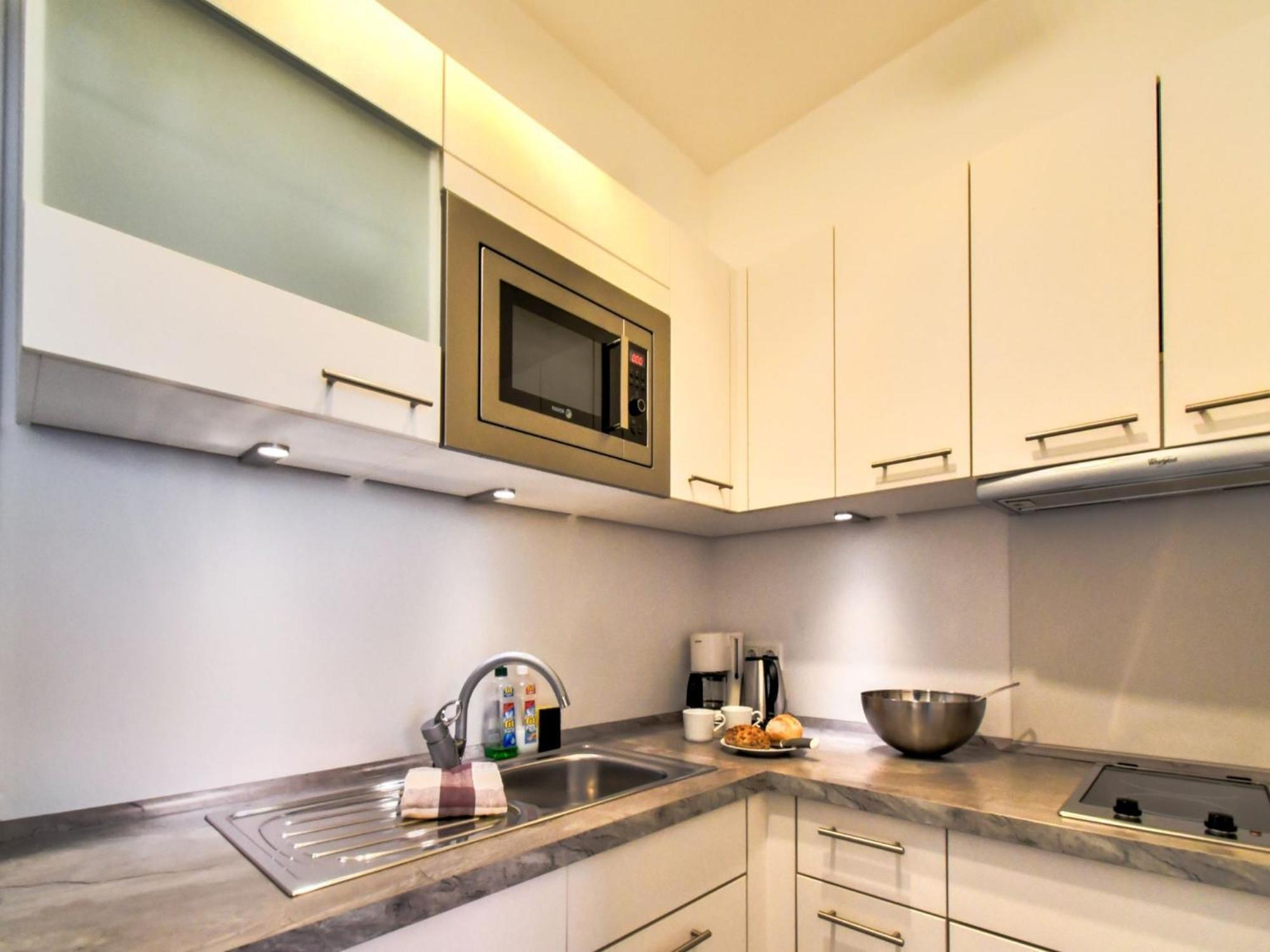 Modern Apartment In Wismar With Private Terrace ภายนอก รูปภาพ