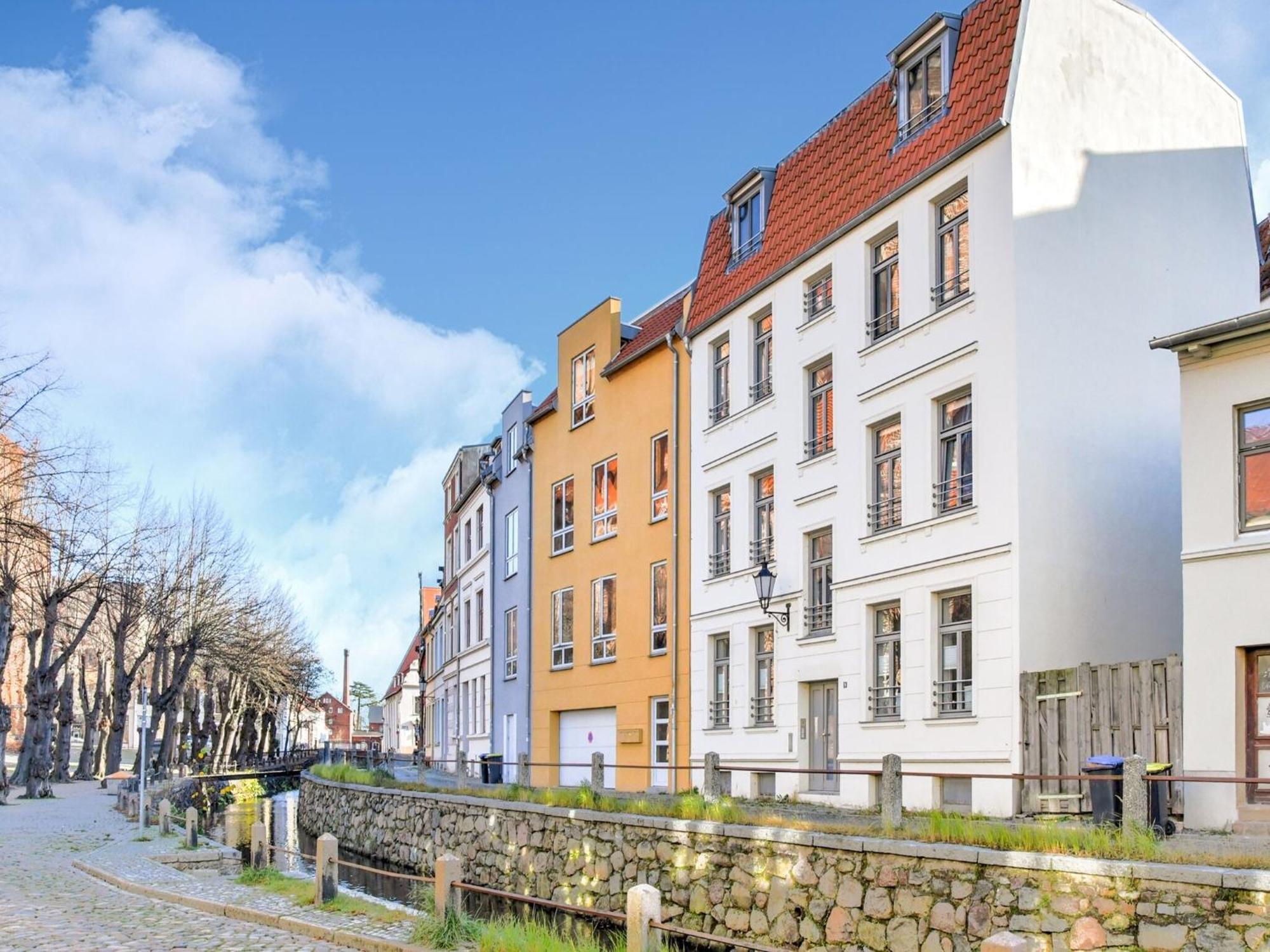 Modern Apartment In Wismar With Private Terrace ภายนอก รูปภาพ