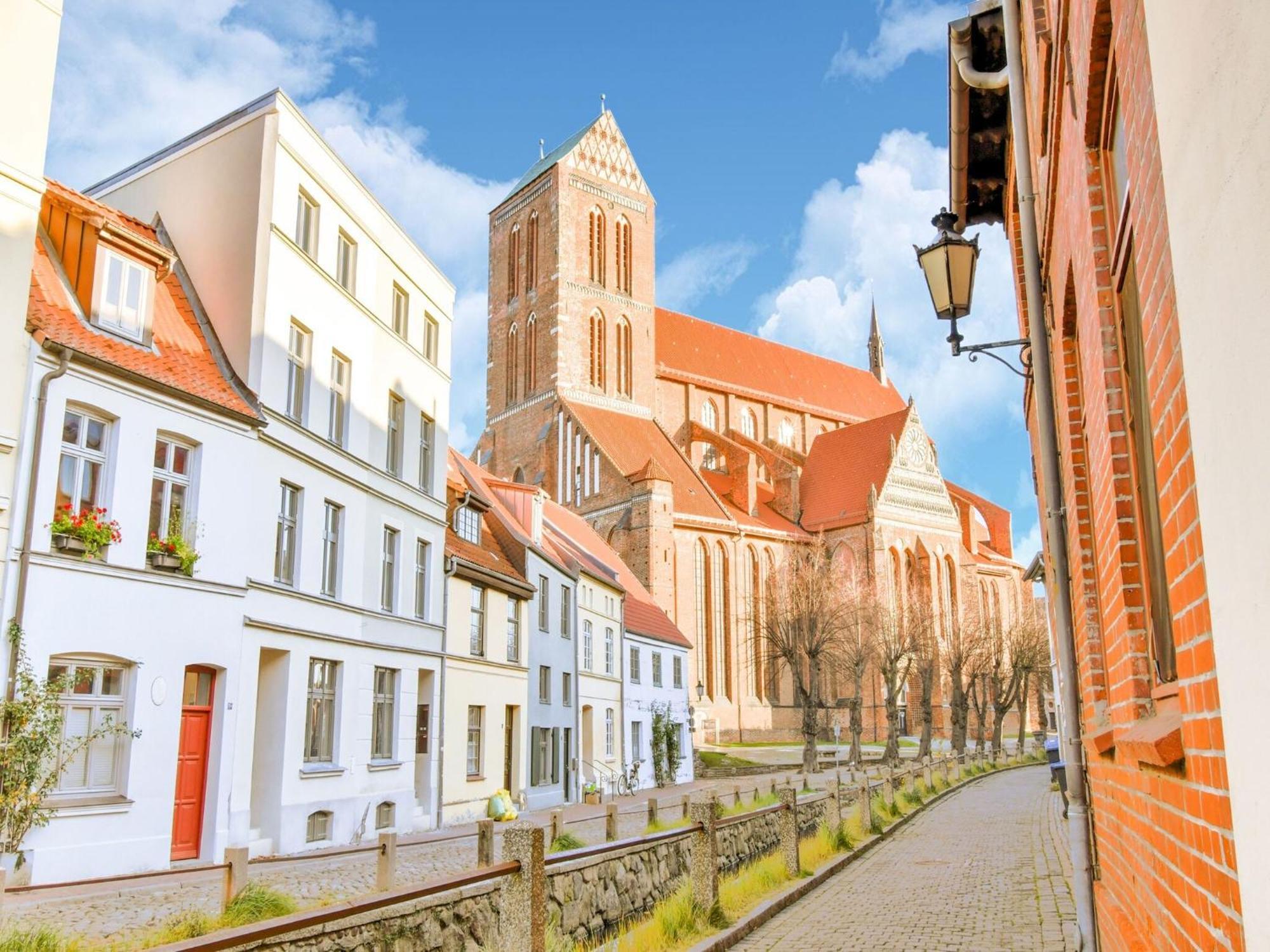 Modern Apartment In Wismar With Private Terrace ภายนอก รูปภาพ